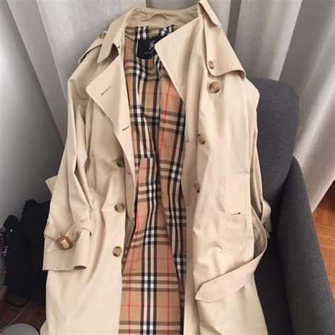 trench burberry usato donna|burberry handbags for sale.